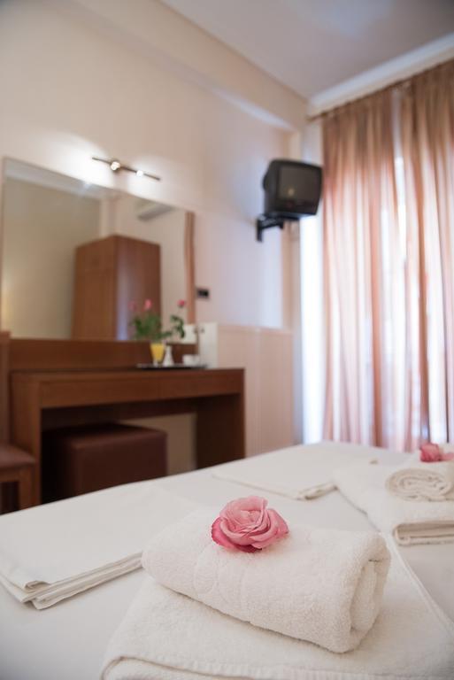 Irini Spa Hotel Loutra Edipsou  Ngoại thất bức ảnh